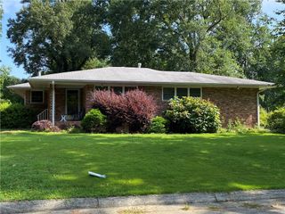 3719 Ashwood SE Drive, Smyrna, GA 30080