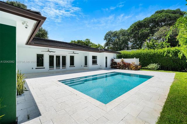 511 Madeira Avenue, Coral Gables, FL 33134