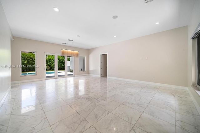 511 Madeira Avenue, Coral Gables, FL 33134