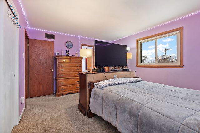 10657 Laramie Avenue, Oak Lawn, IL 60453