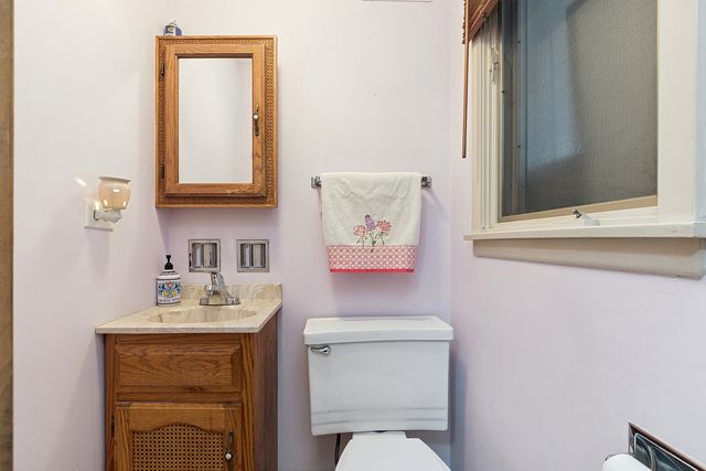 10657 Laramie Avenue, Oak Lawn, IL 60453