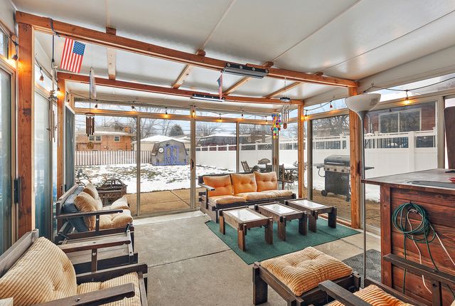 10657 Laramie Avenue, Oak Lawn, IL 60453