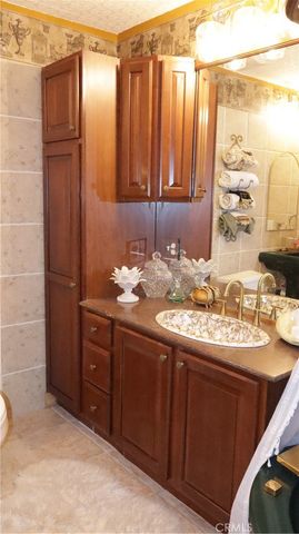 1626 Zinnia, Corona, CA 92882