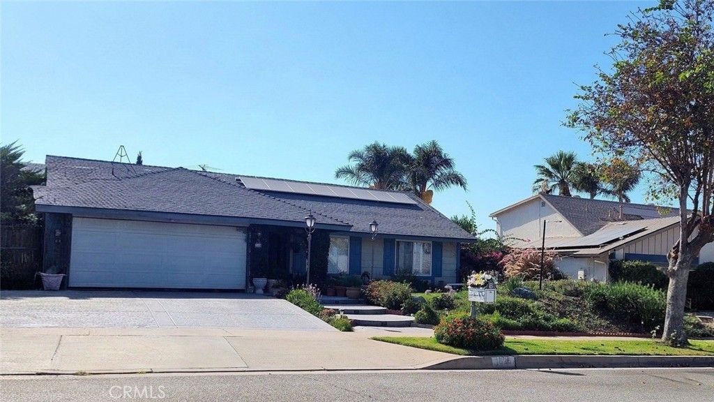 1626 Zinnia, Corona, CA 92882