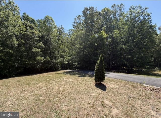 12002 PLEASANT DR, King George, VA 22485