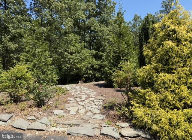 12002 PLEASANT DR, King George, VA 22485