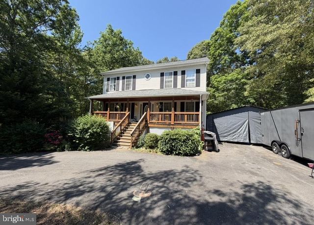 12002 PLEASANT DR, King George, VA 22485