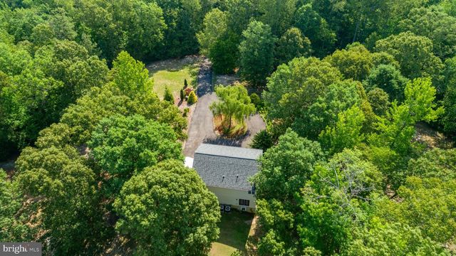 12002 PLEASANT DR, King George, VA 22485