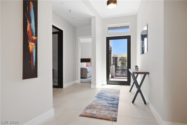 477 East Vista Sunset Avenue, Las Vegas, NV 89138