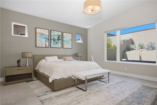 477 East Vista Sunset Avenue, Las Vegas, NV 89138