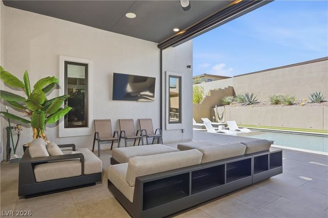 477 East Vista Sunset Avenue, Las Vegas, NV 89138