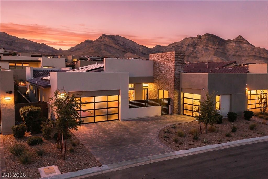 477 East Vista Sunset Avenue, Las Vegas, NV 89138 — photo 4