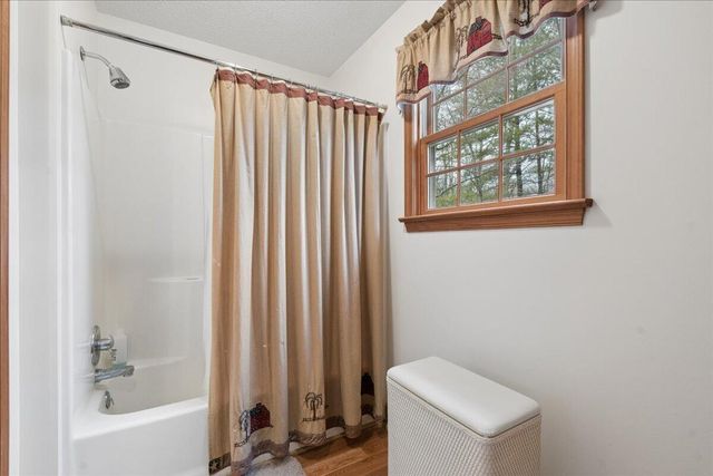 2064 Parker RD, Bedford, VA 24523