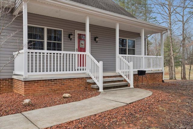 2064 Parker RD, Bedford, VA 24523