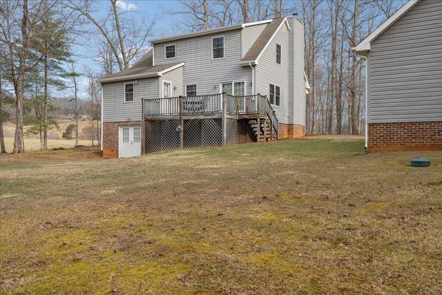 2064 Parker RD, Bedford, VA 24523