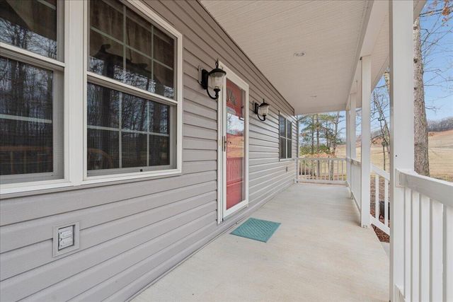 2064 Parker RD, Bedford, VA 24523