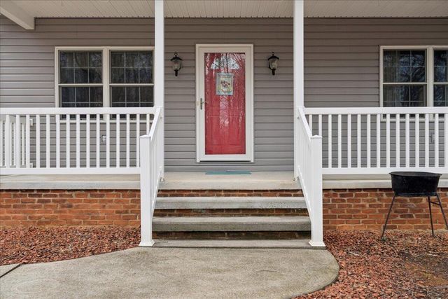2064 Parker RD, Bedford, VA 24523