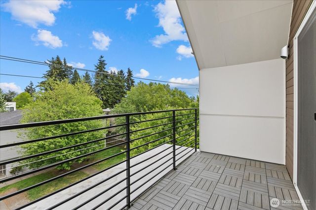 8561 Mary Avenue NW, Seattle, WA 98117