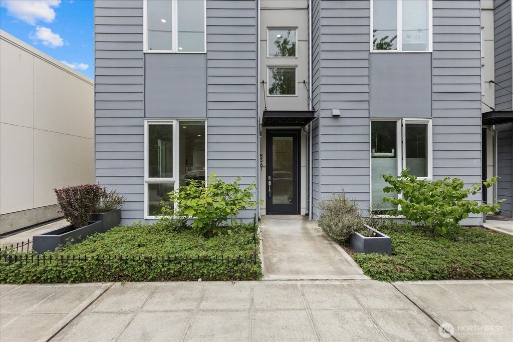 8561 Mary Avenue NW, Seattle, WA 98117