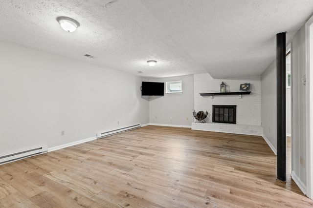 1520 Mt Rainier Drive, Lexington, KY 40517