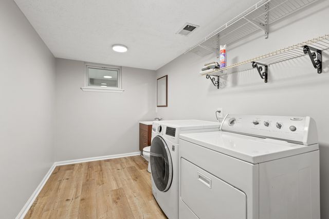 1520 Mt Rainier Drive, Lexington, KY 40517