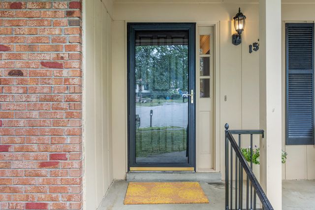 1520 Mt Rainier Drive, Lexington, KY 40517