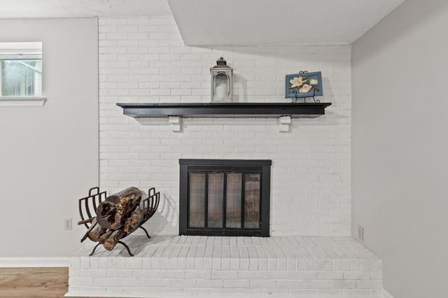 1520 Mt Rainier Drive, Lexington, KY 40517