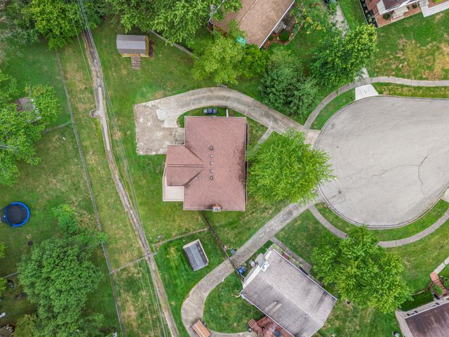 1520 Mt Rainier Drive, Lexington, KY 40517