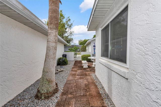 9185 SW 90TH STREET, Ocala, FL 34481