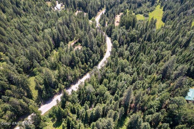 2343 Wrenco Lp, Sandpoint, ID 83864