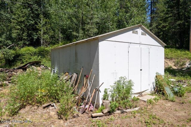 2343 Wrenco Lp, Sandpoint, ID 83864