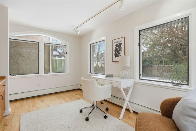 65 Fresh Pond Pkwy, Cambridge, MA 02138
