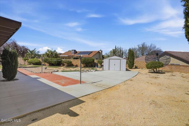42939 Sunny Lane, Lancaster, CA 93536