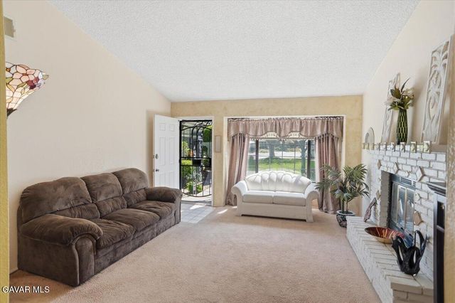 42939 Sunny Lane, Lancaster, CA 93536