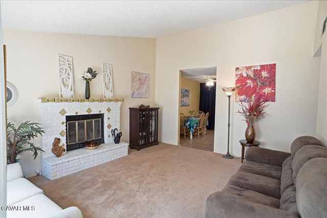 42939 Sunny Lane, Lancaster, CA 93536