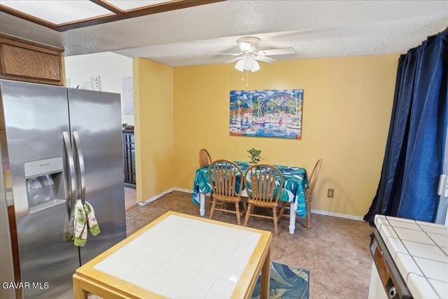 42939 Sunny Lane, Lancaster, CA 93536