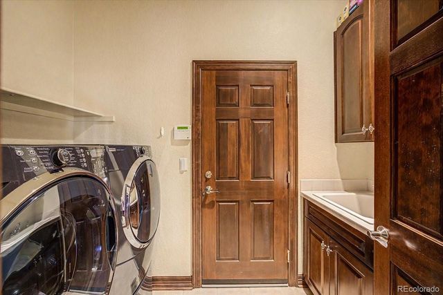 10492 Rivington Court, Lone Tree, CO 80124