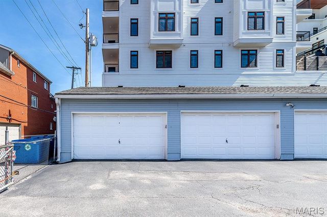 4561 Laclede Avenue B, St Louis, MO 63108