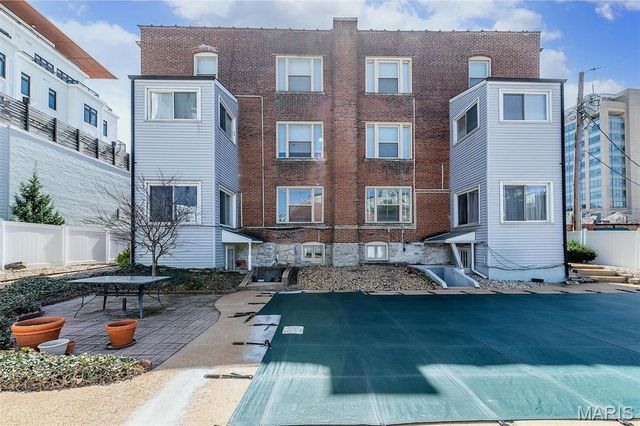 4561 Laclede Avenue B, St Louis, MO 63108