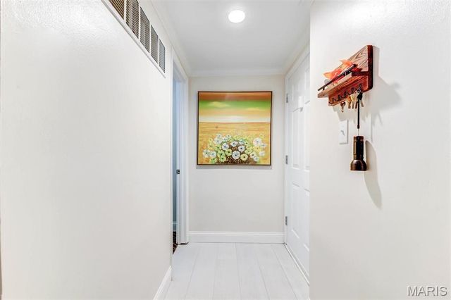 4561 Laclede Avenue B, St Louis, MO 63108