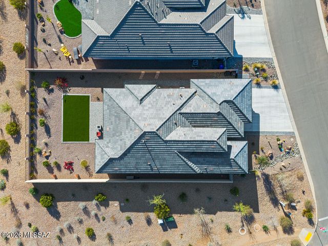 1605 E Balestra Way, Green Valley, AZ 85614