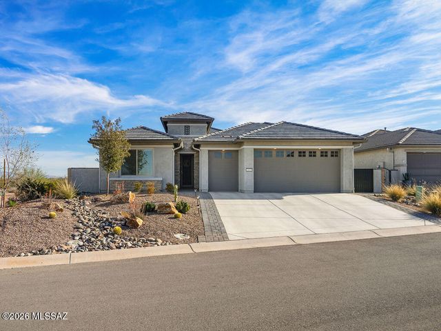 1605 E Balestra Way, Green Valley, AZ 85614