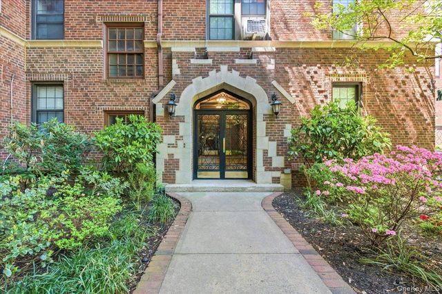68-44 Burns Street B2, Forest Hills, NY 11375