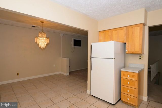 780 POMANDER AVE, Reading, PA 19606