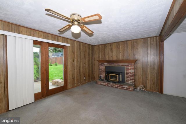 780 POMANDER AVE, Reading, PA 19606