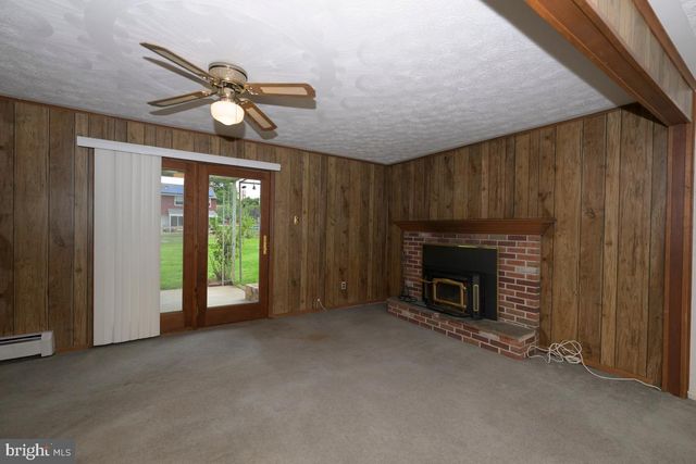 780 POMANDER AVE, Reading, PA 19606