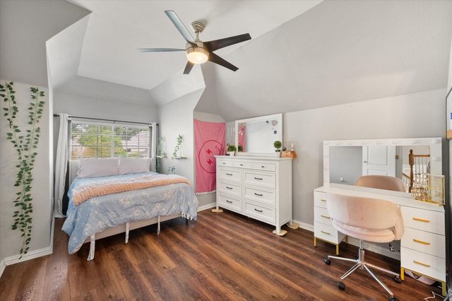 1030 Clubhouse Drive, Mansfield, TX 76063