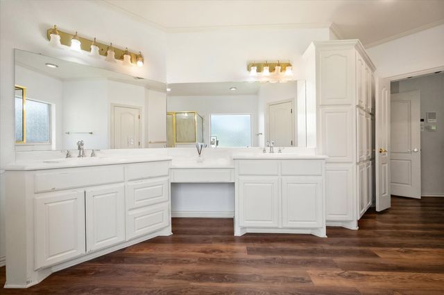 1030 Clubhouse Drive, Mansfield, TX 76063
