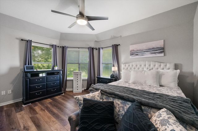 1030 Clubhouse Drive, Mansfield, TX 76063