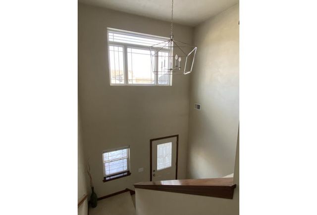 1713 OAK HOLLOW LANE, Neenah, WI 54956